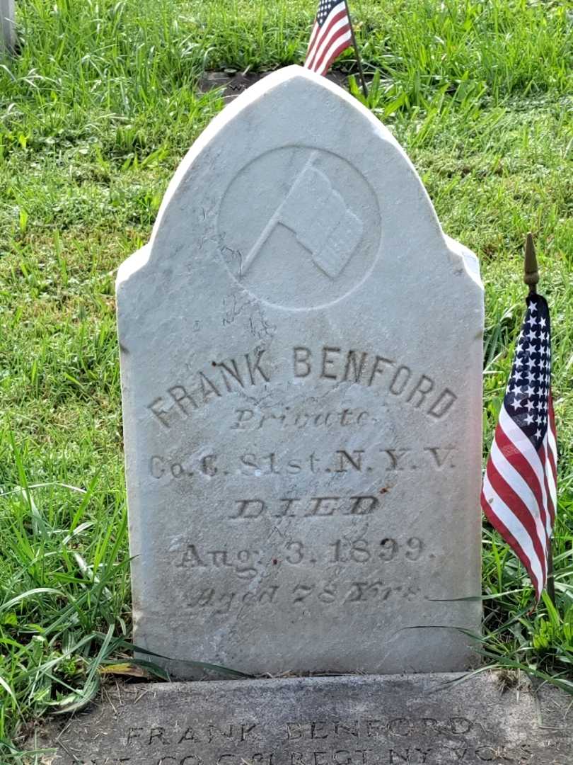 Frank Benford's grave. Photo 3