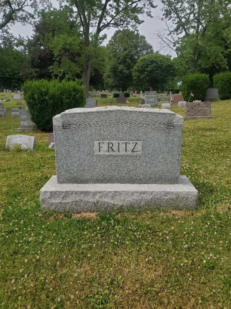 William A. Fritz's grave. Photo 2