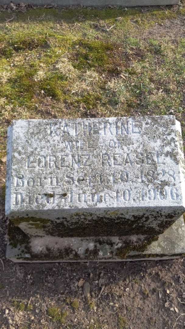 Katherine Reasel's grave. Photo 17