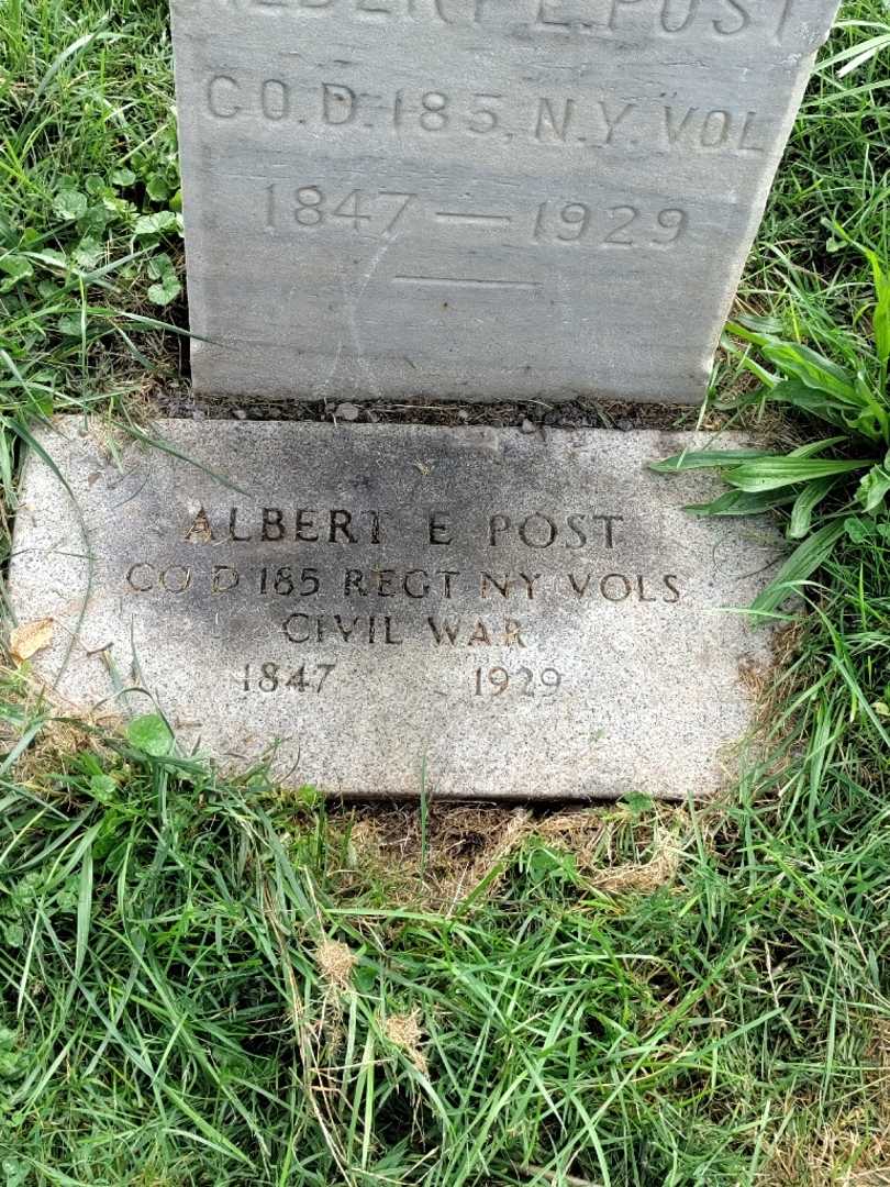 Albert E. Post's grave. Photo 4