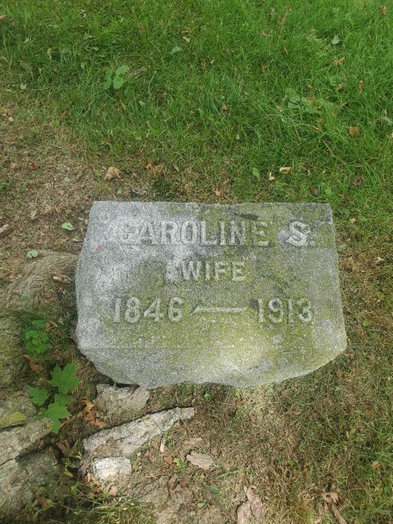 Caroline S. Egebrecht's grave. Photo 3