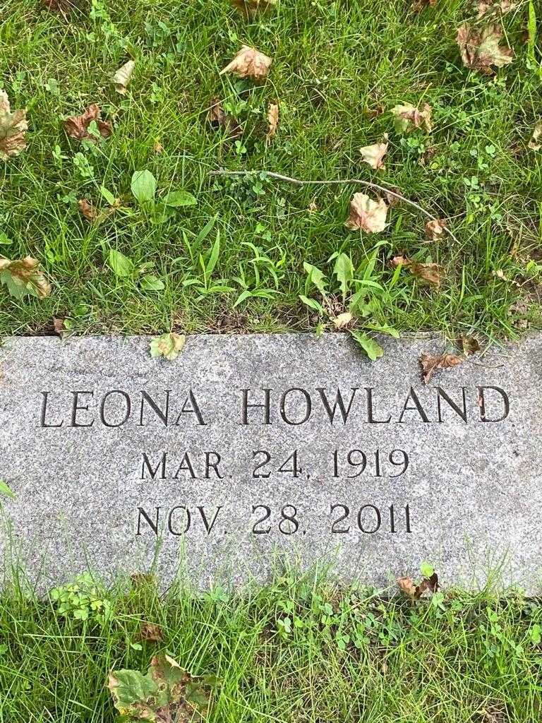 Leona Howland Maffei's grave. Photo 4