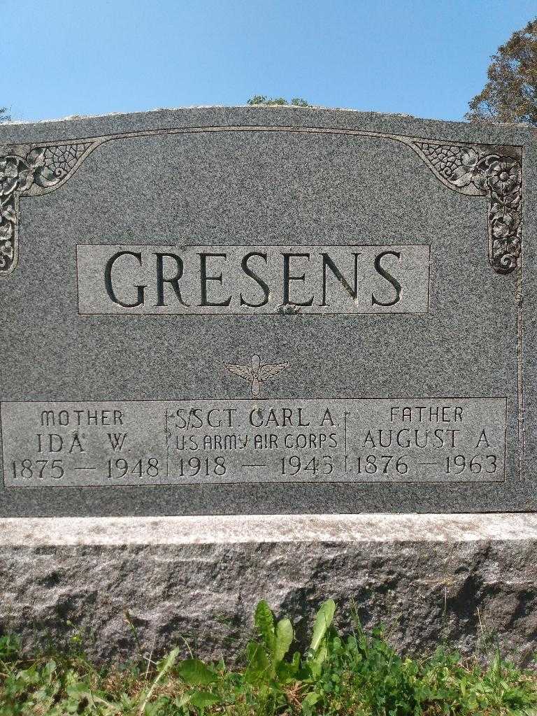 Carl A. Gresens's grave. Photo 3