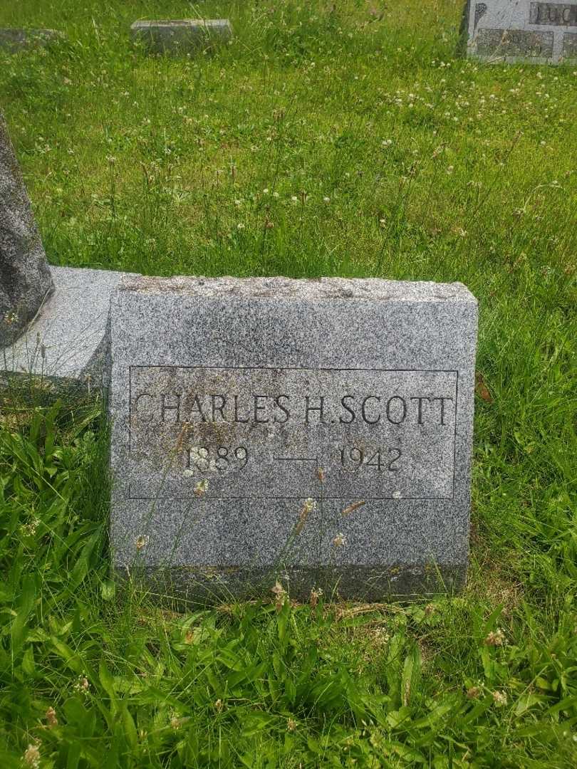 Charles H. Scott's grave. Photo 3