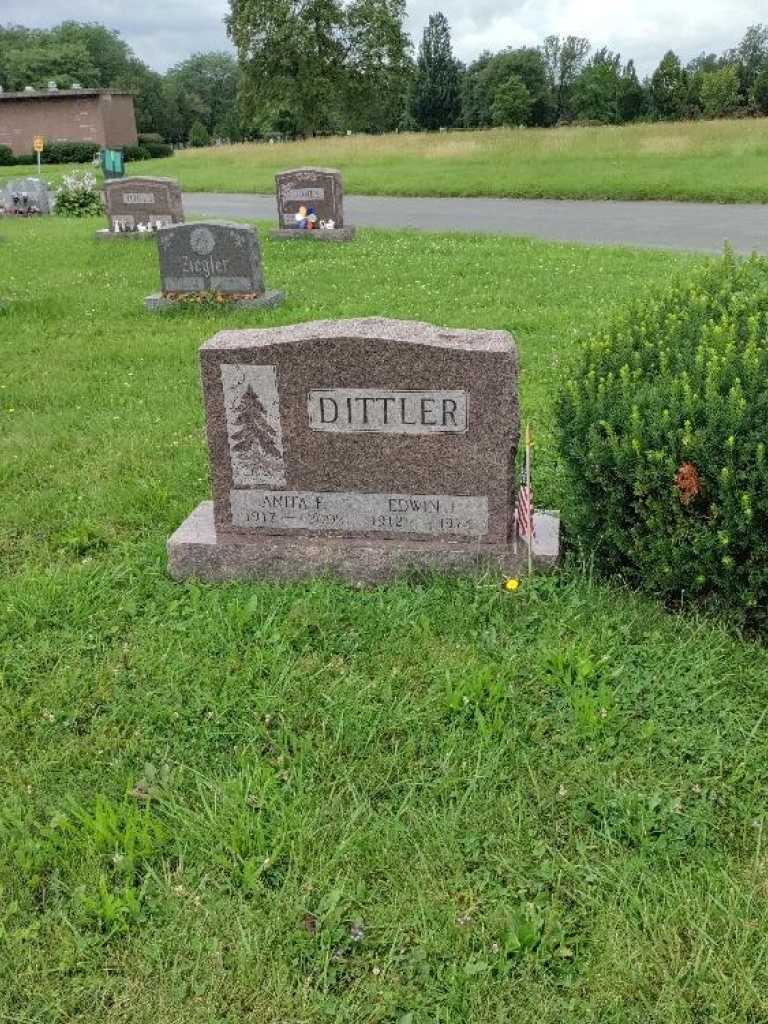 Edwin J. Dittler's grave. Photo 4