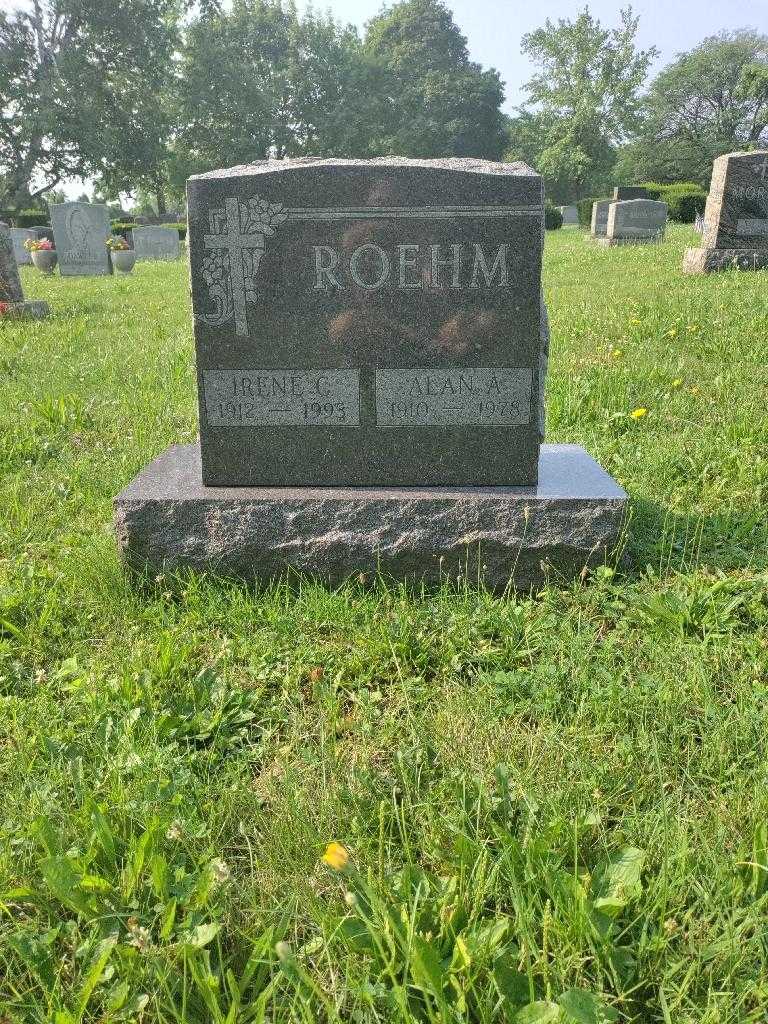 Alan A. Roehm's grave. Photo 1