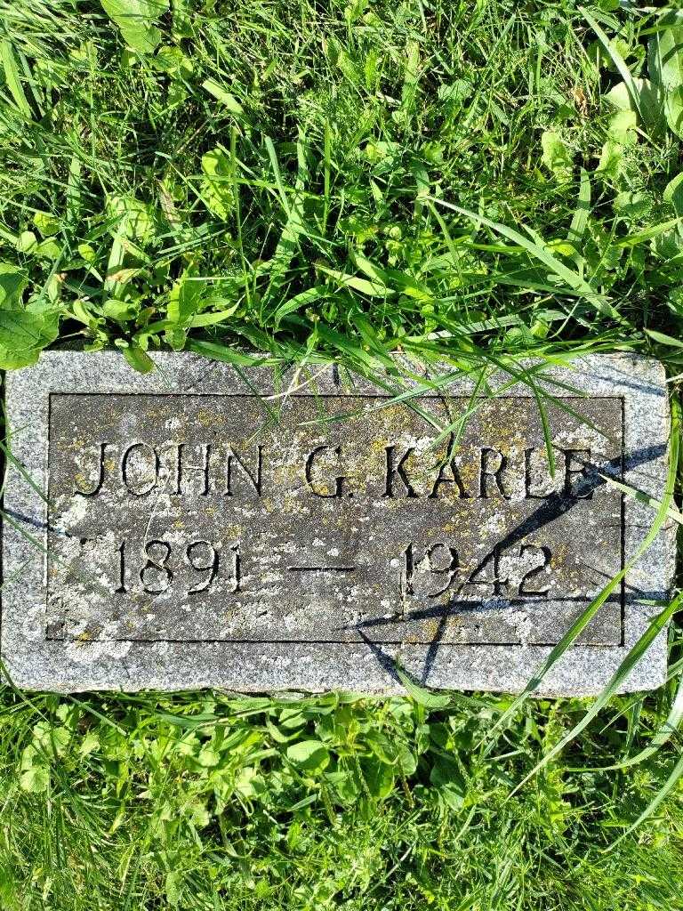 John G. Karle's grave. Photo 3