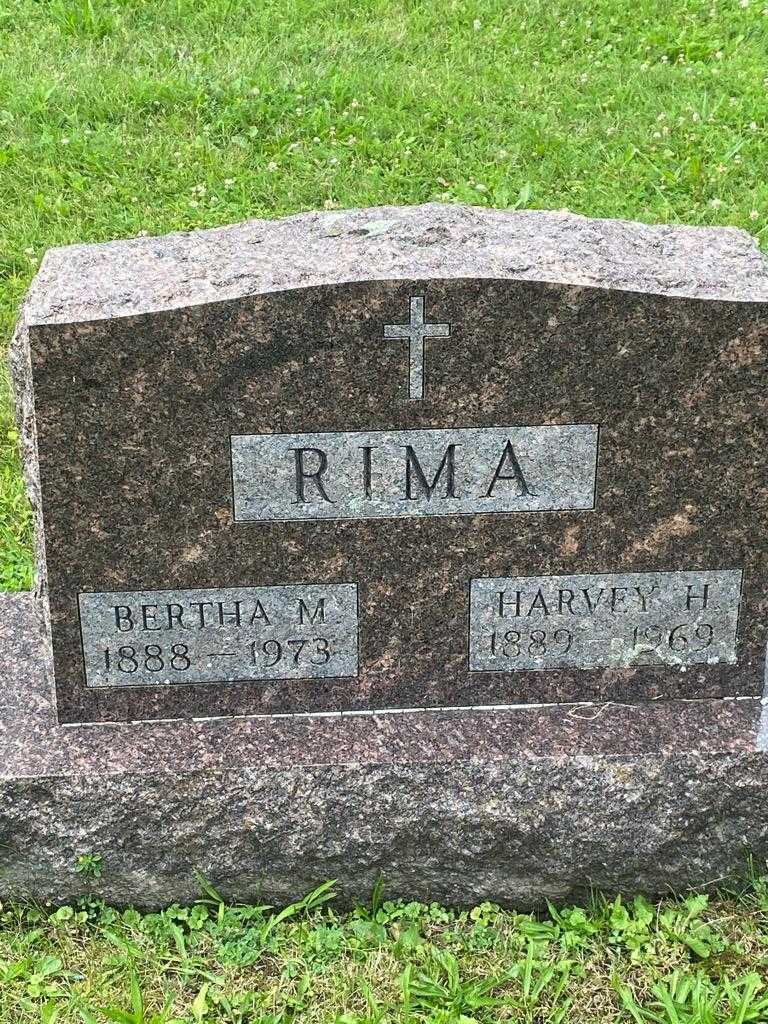 Bertha M. Rima's grave. Photo 3