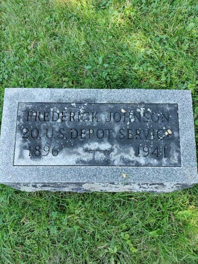 Frederick Johnson's grave. Photo 3