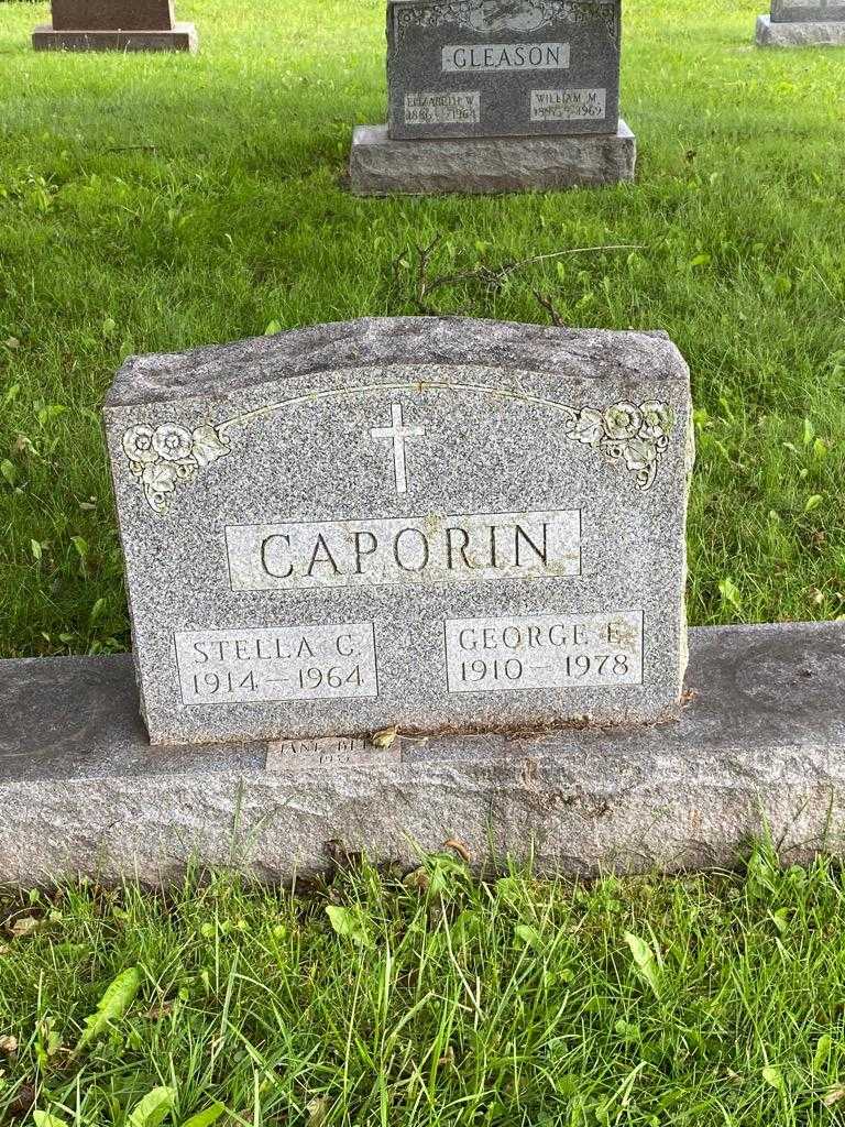 George E. Caporin's grave. Photo 3