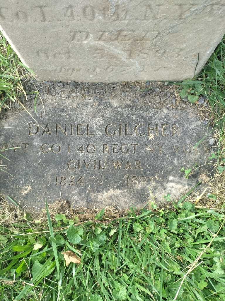 Daniel Gilcher's grave. Photo 4