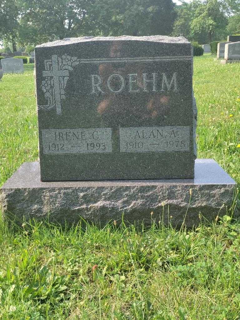 Alan A. Roehm's grave. Photo 3