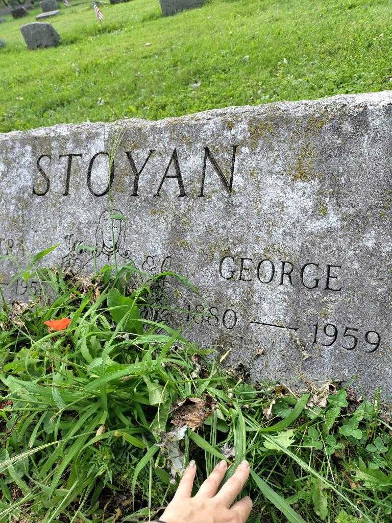 George Stoyan's grave. Photo 2