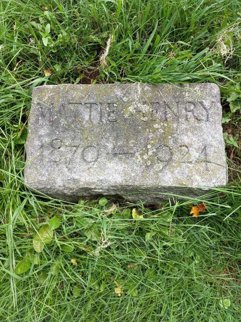Mattie Henry's grave. Photo 2