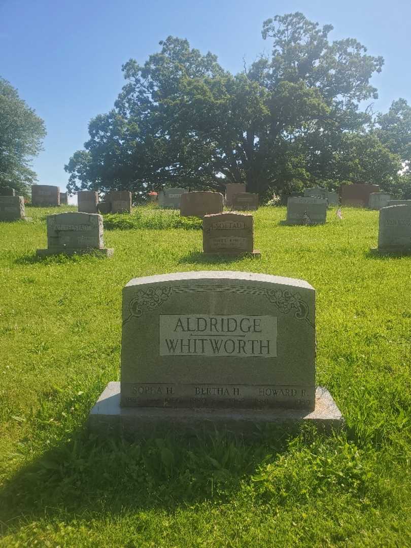 Howard R. Whitworth's grave. Photo 2