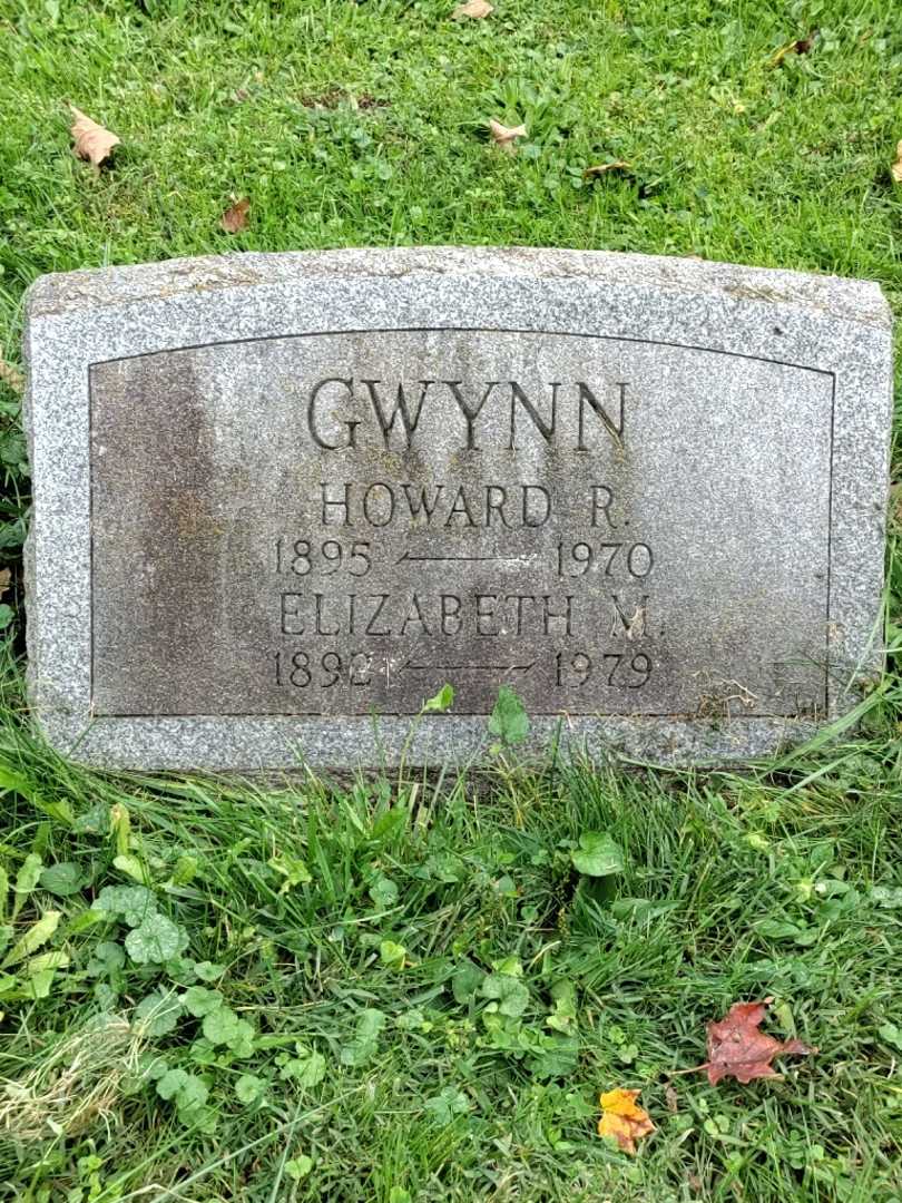 Howard R. Gwynn's grave. Photo 3