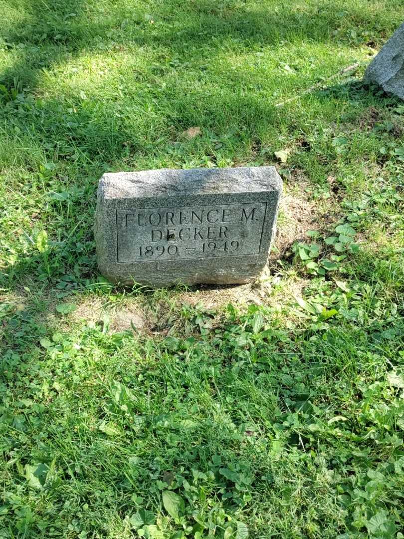 Florence M. Decker's grave. Photo 2