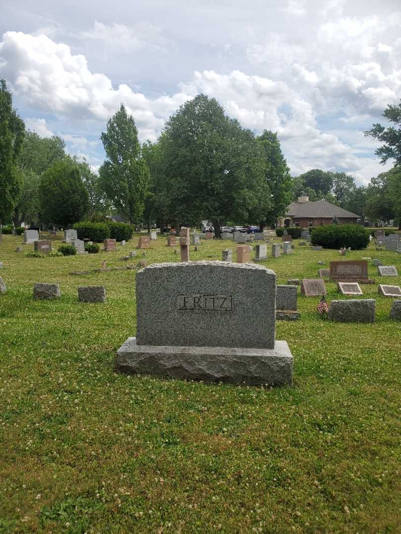William A. Fritz's grave. Photo 4