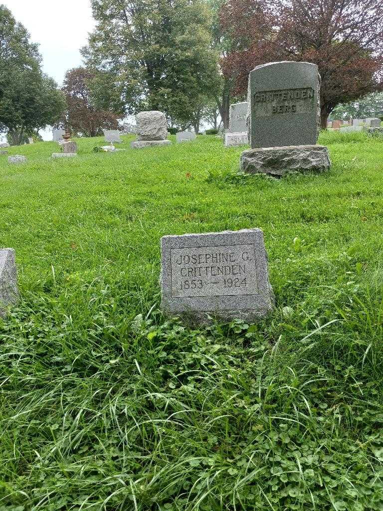 Josephine G. Crittenden's grave. Photo 1