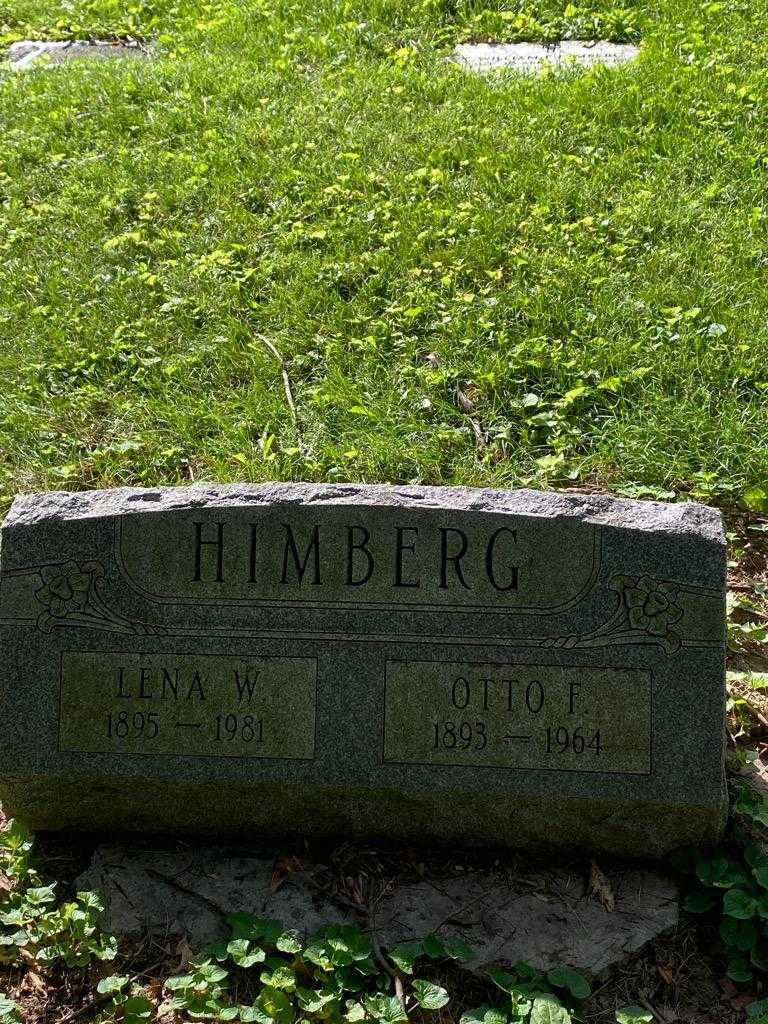 Lena W. Himberg's grave. Photo 1