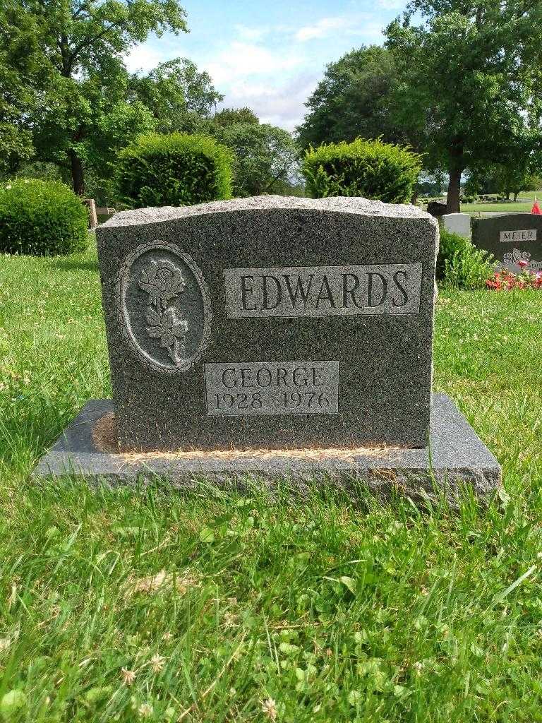 George Edwards's grave. Photo 2