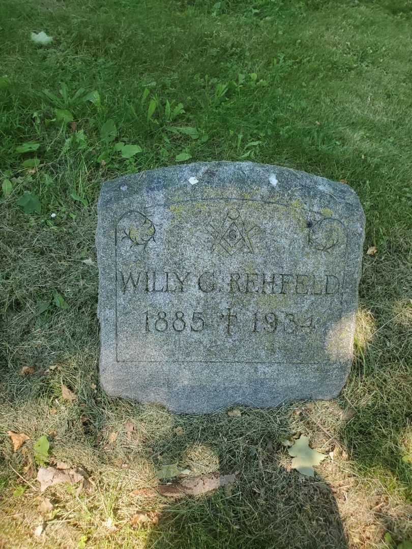 Willy G. Rehfeld's grave. Photo 3