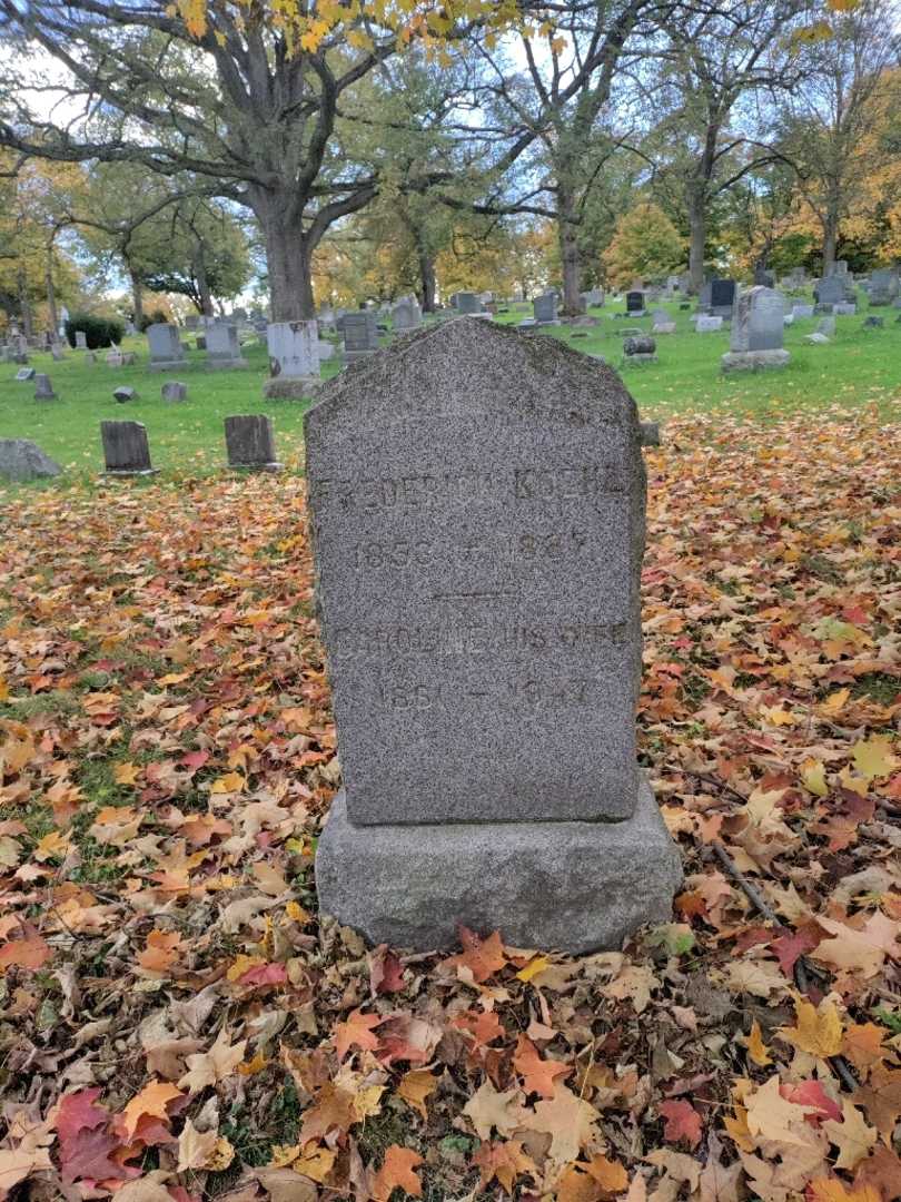 Caroline Koehl's grave. Photo 2
