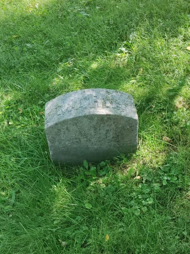 Maria M. Buechner's grave. Photo 1
