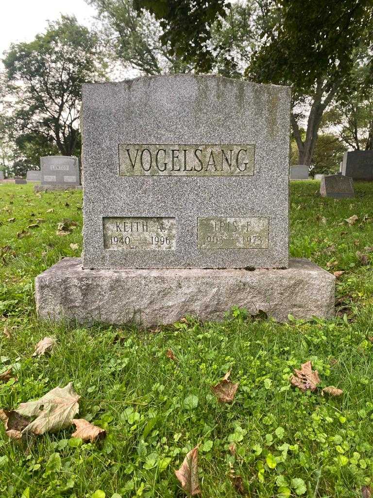 Keith A. Vogelsang's grave. Photo 2