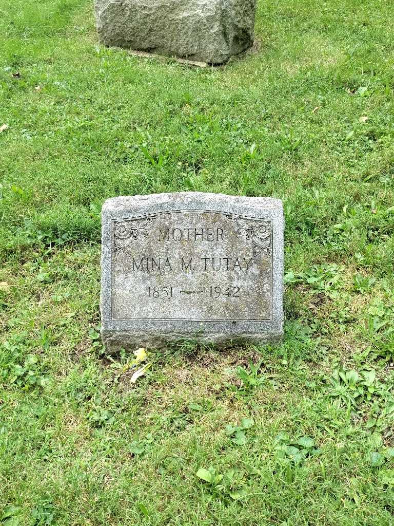 Mina Margquardt Tutay's grave. Photo 2