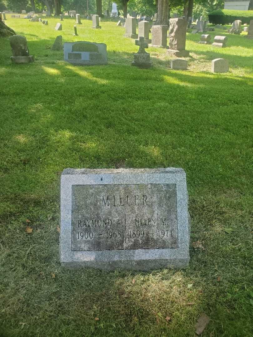 Helen M. Miller's grave. Photo 2