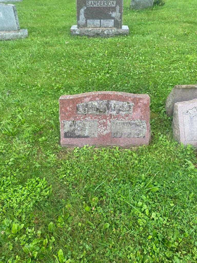 Reuben Ray Holmes's grave. Photo 2