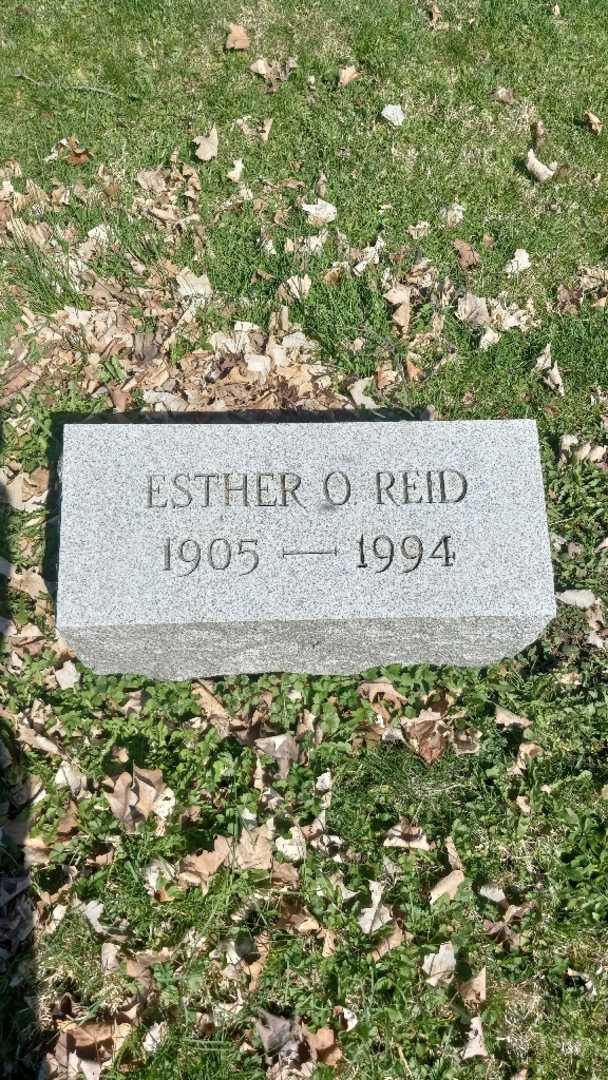 Esther O. Reid's grave. Photo 3