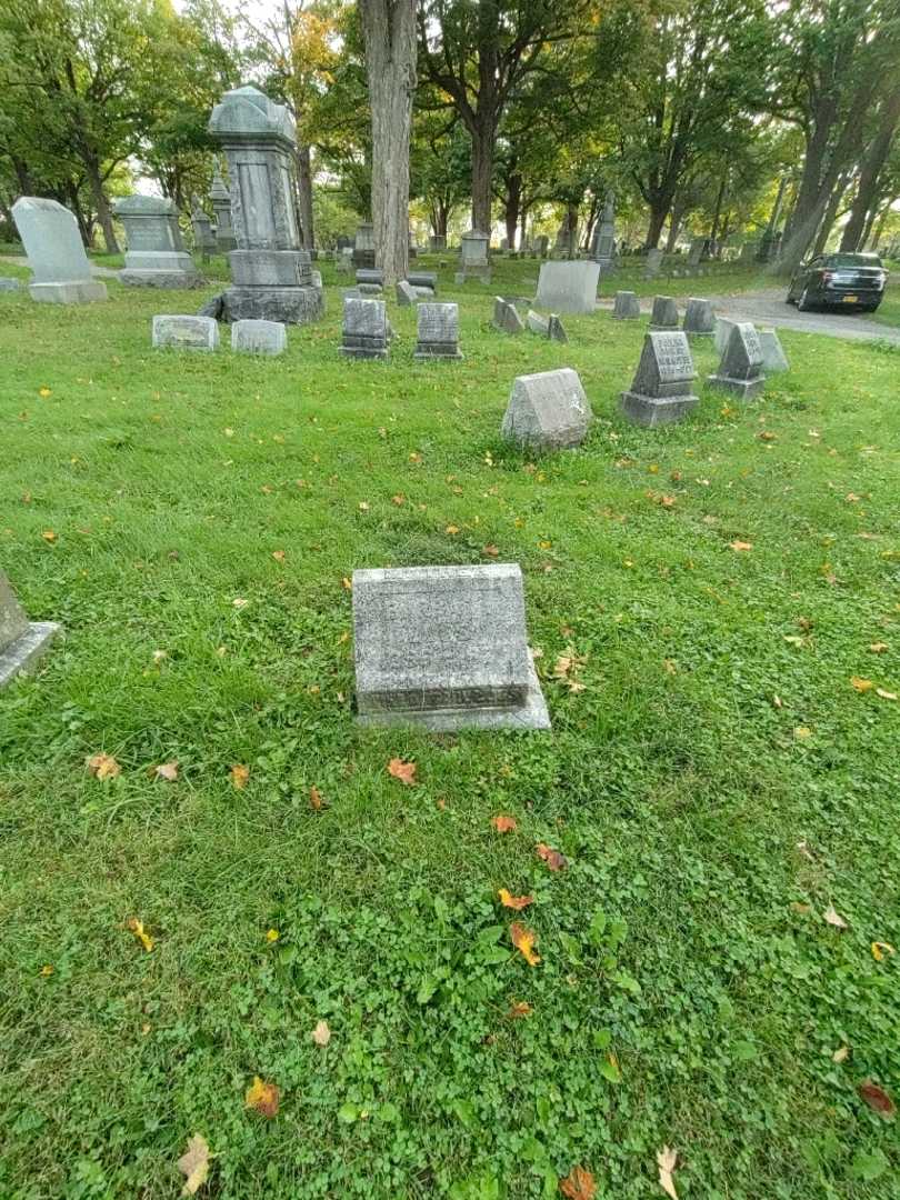 Barbara Loos's grave. Photo 1