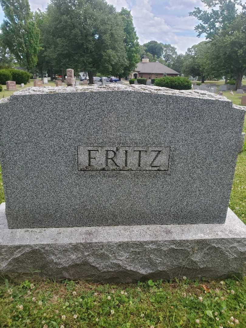 William A. Fritz's grave. Photo 6