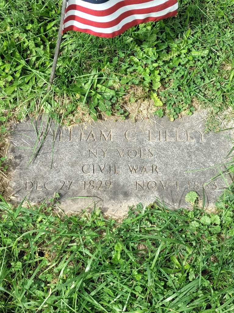 William C. Lilley's grave. Photo 4