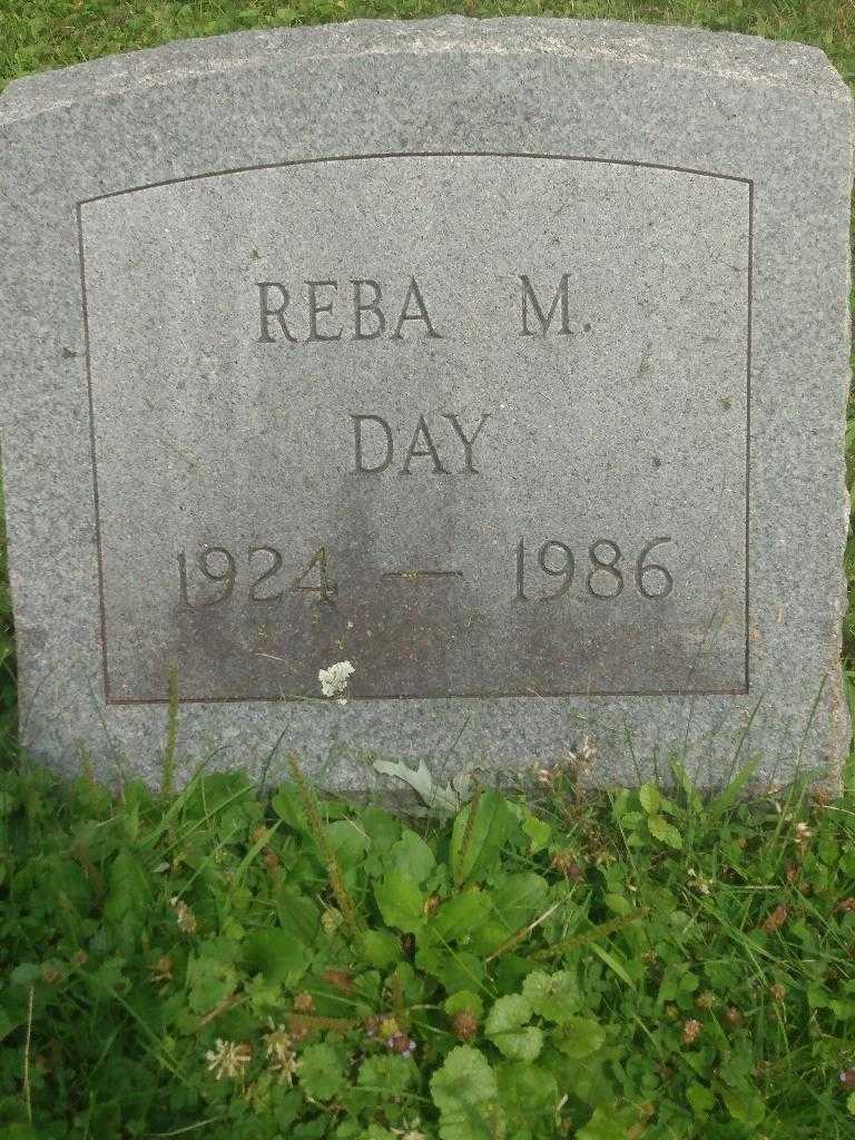 Reba M. Day's grave. Photo 3