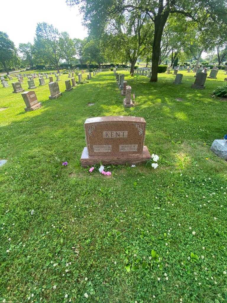 Dorothy M. Kent's grave. Photo 1