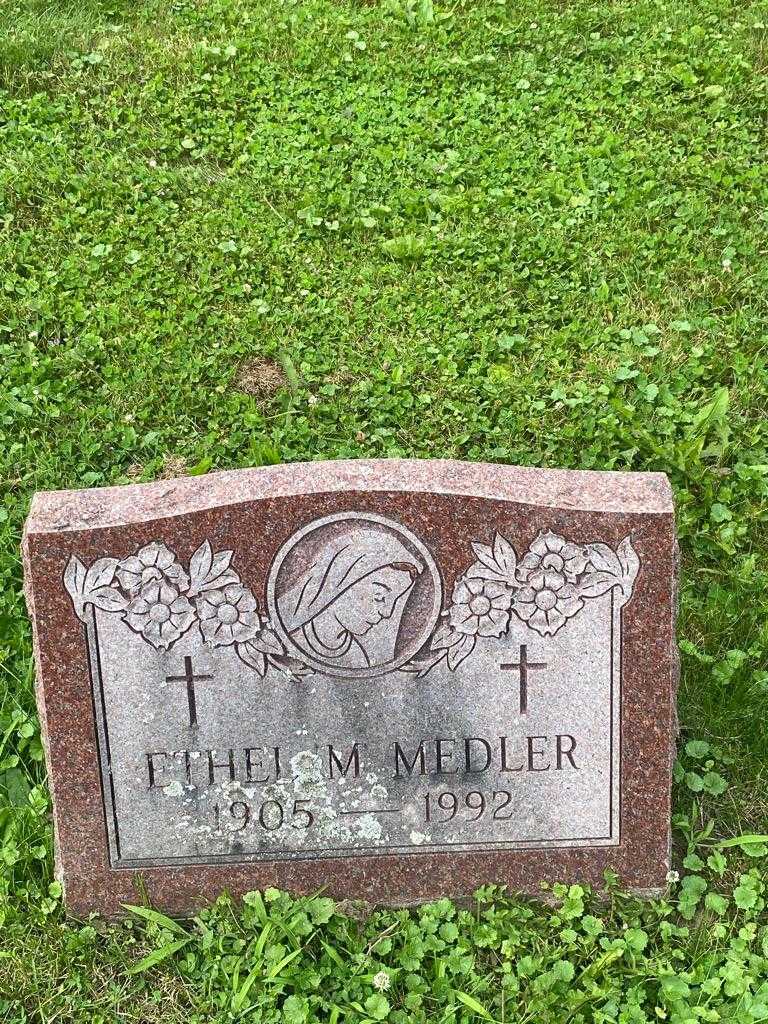 Ethel M. Medler's grave. Photo 3