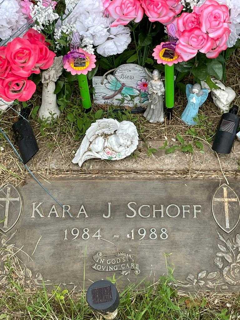 Kara J. Schoff's grave. Photo 3