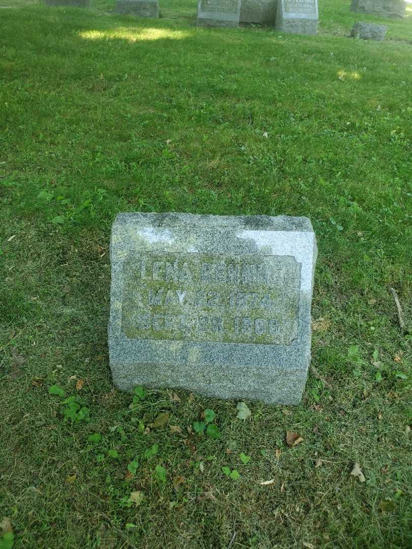 Lena Behnke's grave. Photo 2
