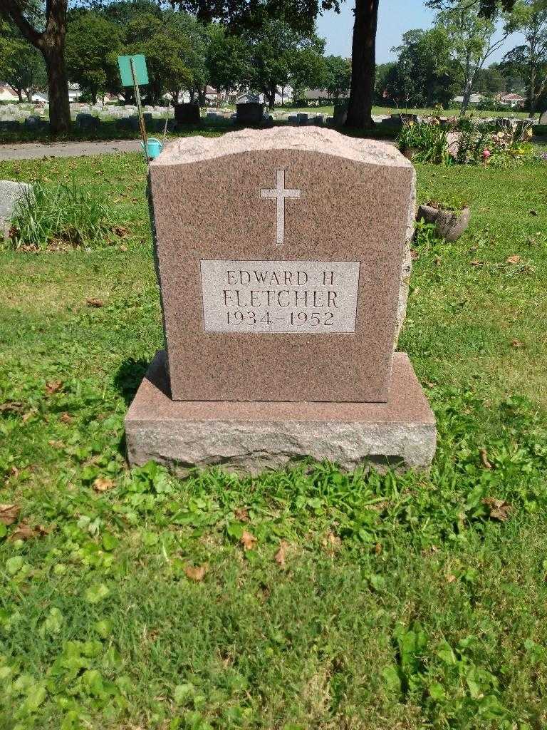 Edward H. Fletcher's grave. Photo 2