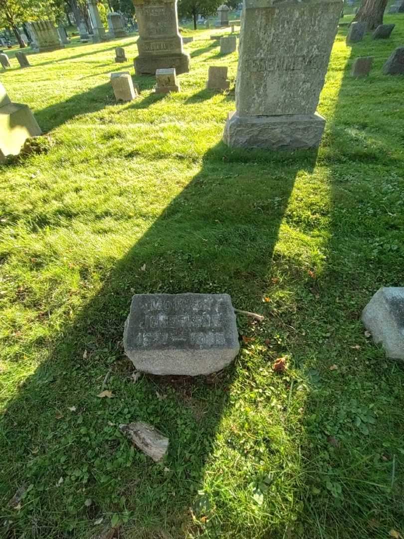 Josephine Fesenmeyer's grave. Photo 1