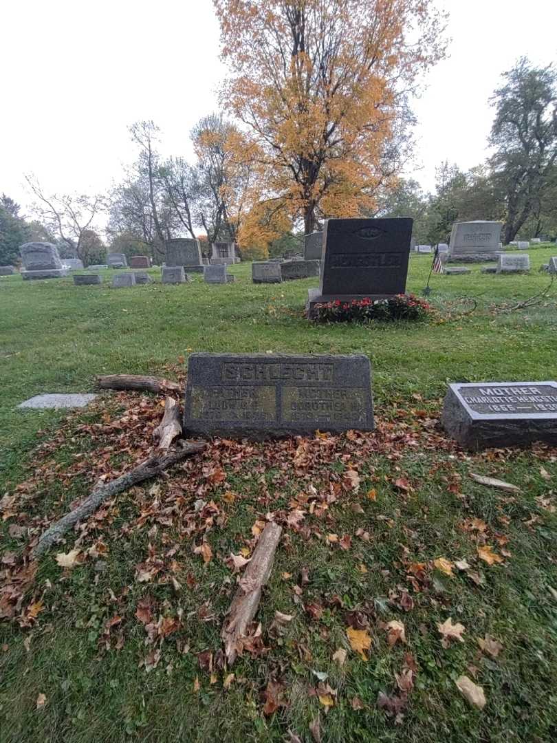 Dorothea H. Schlecht's grave. Photo 1