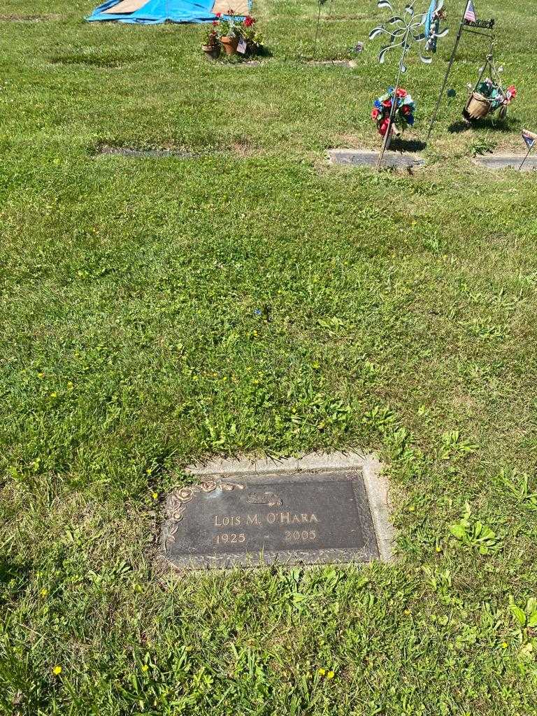 Lois M. O'Hara's grave. Photo 2