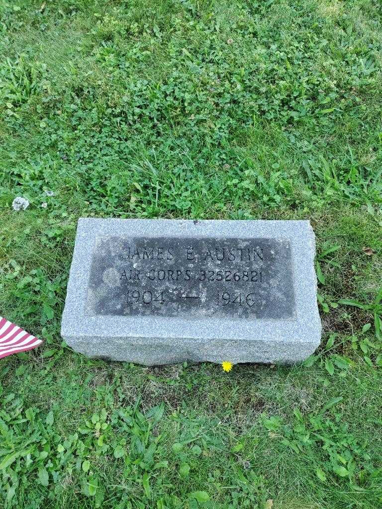 James E. Austin's grave. Photo 2