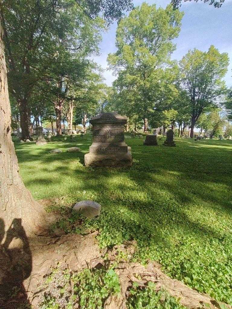 Marie Christman's grave. Photo 2