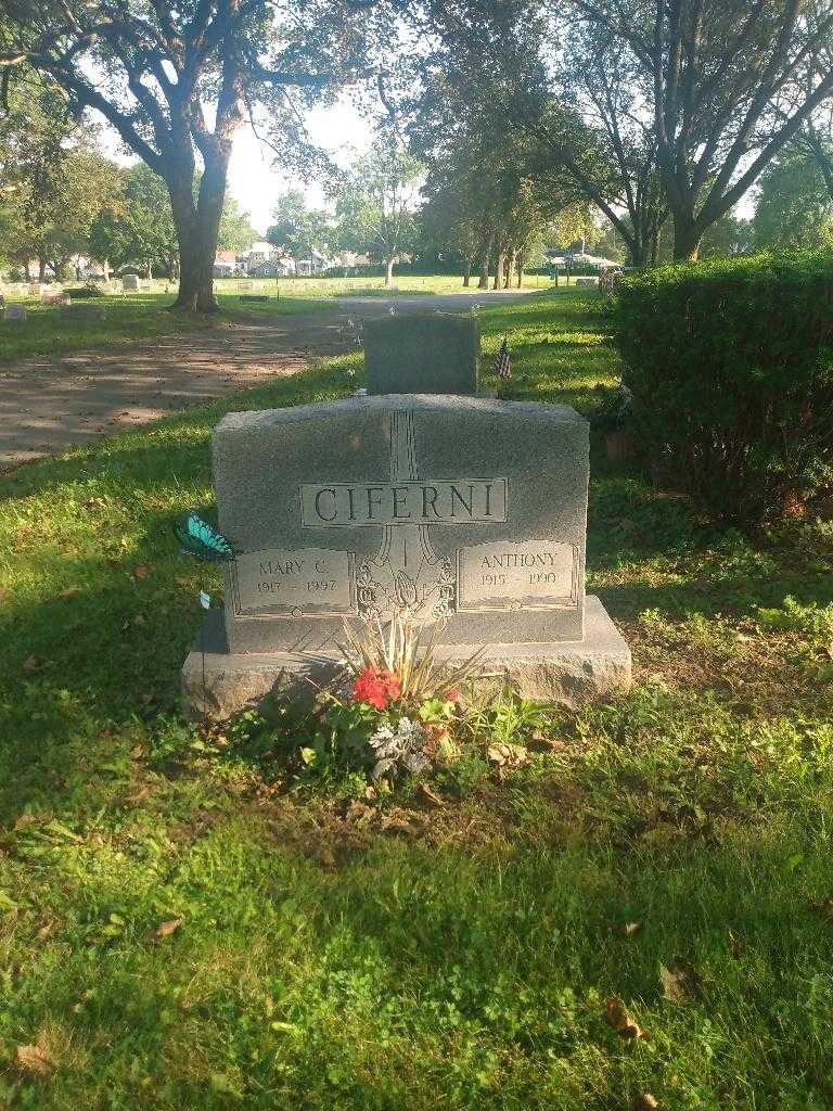 Mary C. Ciferni's grave. Photo 1