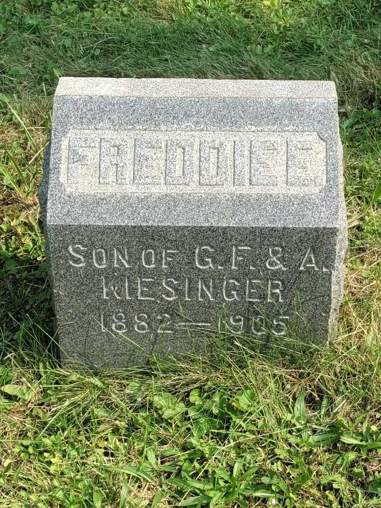 Frederick E. "Freddie" Kiesinger's grave. Photo 3