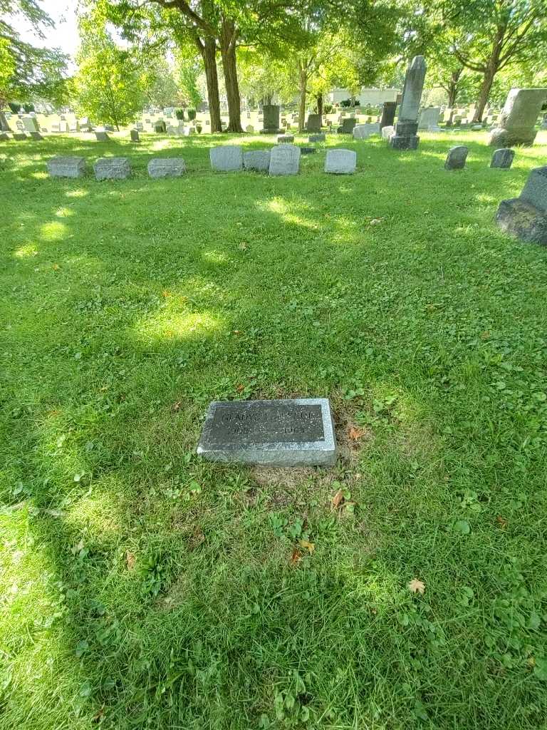 Gladys Long Jessup's grave. Photo 2